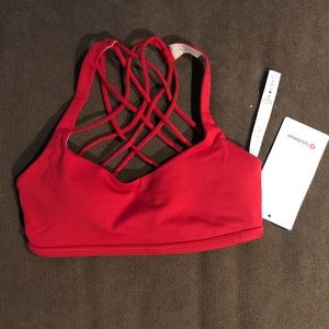 Lululemon Free To Be bra